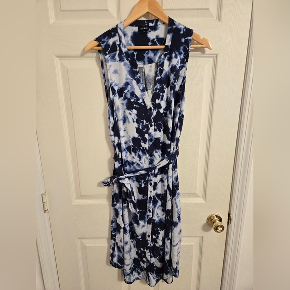 torrid Dresses & Skirts - Torrid Navy Blue and White Tie-Dye Midi Dress Sleeveless Size 00 M/L